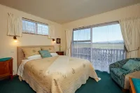 Brook House B&B & Cottages Hotels in Hapuku