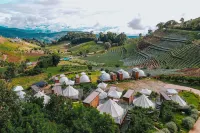 Mon Dao Rueang, Mon Jaem