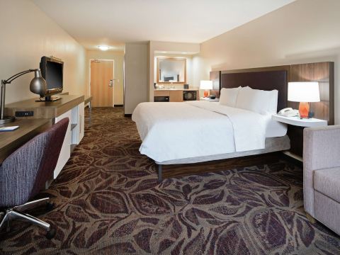 Hampton Inn & Suites Bremerton