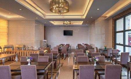 Vienna Hotel (Dongguan Qiaotou) - Housity