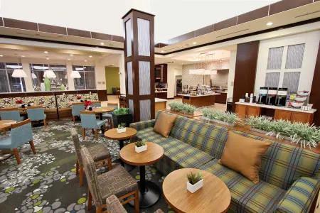 Hilton Garden Inn Covington/Mandeville Отели в г. Мандевилл