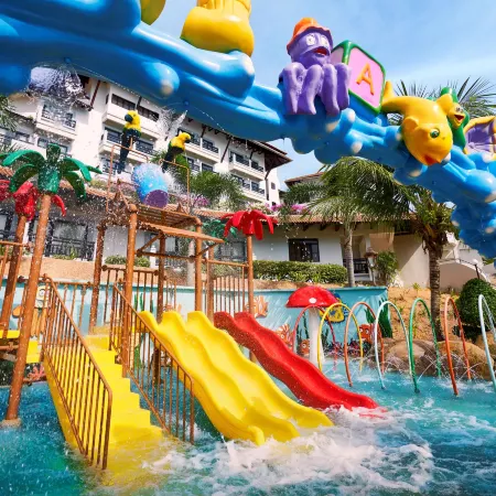 DoubleTree by Hilton Damai Laut Resort