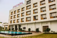Solitaire Hotel and Resorts