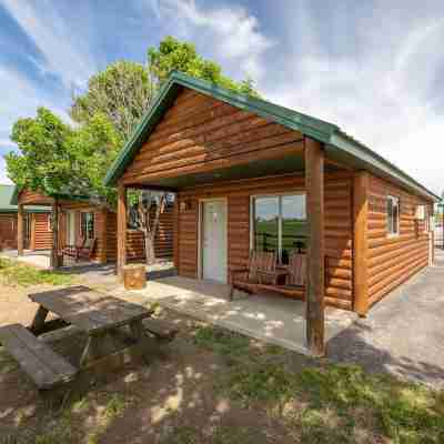 Badlands Frontier Cabins Hotel Exterior