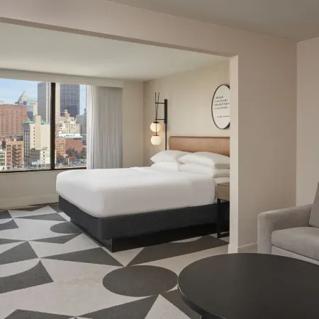 Sheraton Pittsburgh Hotel at Station Square