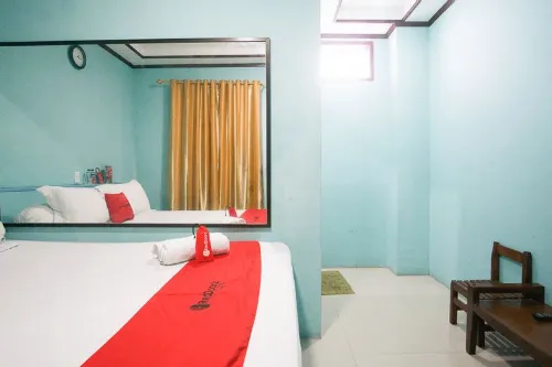 RedDoorz Near Mikie Holiday Funland Berastagi