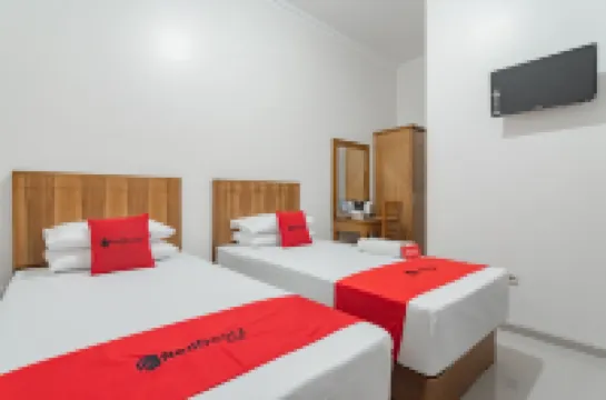 RedDoorz Syariah Plus @ Perintis Guesthouse Tasikmalaya