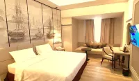 Three R Hotel