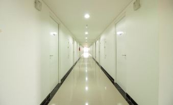 Apartment Grand Sentraland Karawang by Gkit