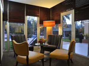 소파텔 실만드 와가두구