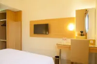 Amoris Hotel Hotels in Sokaraja