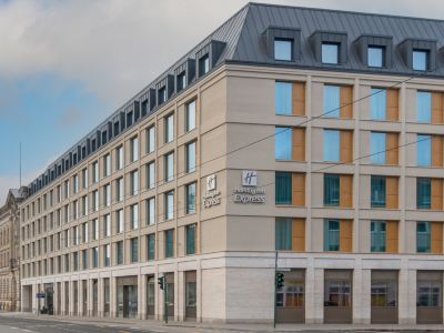 Holiday Inn Express & Suites POTSDAM by IHG
