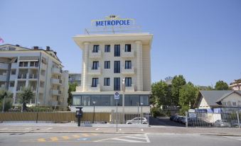 Hotel Metropole