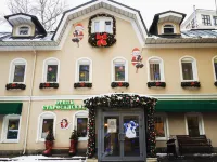 Starosadskij Hotel Hotel dekat GUM