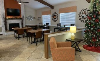 Asteria Inn & Suites