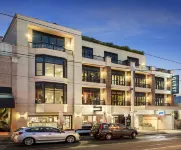 Corporate Living Accommodation Hawthorn Hotels in Kew