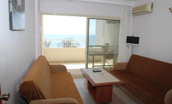 Holiday Apart 50 Meters to Beach, Sea View Apartments