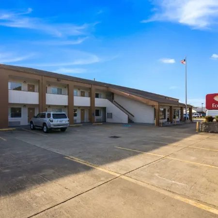 Econo Lodge Little Creek