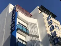 빅토리 에어포트 호텔 Tuan Sen Journal 주변 호텔