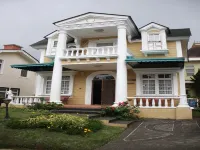 Villa Kota Bunga Peony - parking
