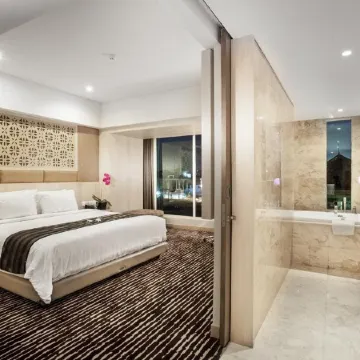 Sovereign Bali Hotel