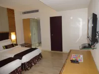 The Purple Leaf Hotels Hotels near Shivaji park
