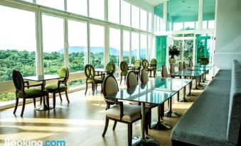 ChanNgarm Mountain View Resort จันทน์งาม เมาท์เท่นวิว รีสอร์ท