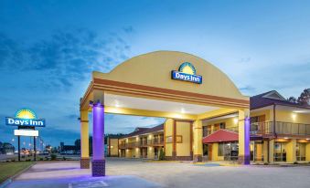 Days Inn by Wyndham Muscle Shoals Florence