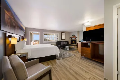 Pacific Coast Roadhouse, SureStay Collection by Best Western