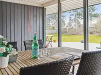 "Linda" - 600m from the Sea