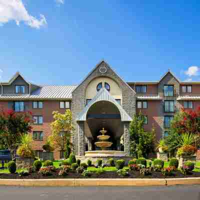 Best Western Plus Concordville Hotel Hotel Exterior