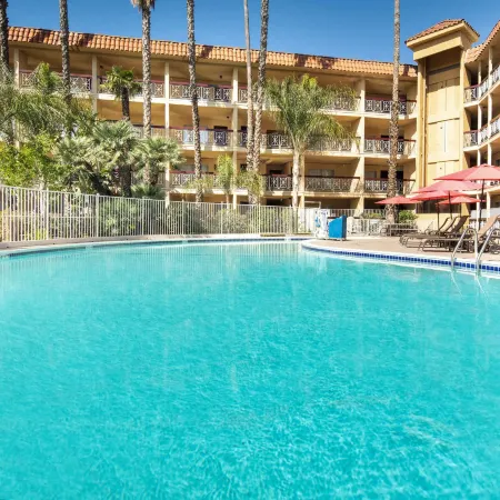 Ramada by Wyndham Burbank Airport