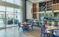 Radisson Blu Hotel Ajman - 5-Star