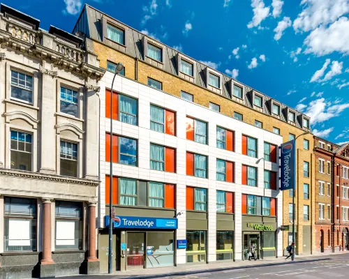Travelodge London Vauxhall Hôtels à proximité de : Terrain de cricket The Oval