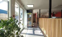Fasthotel Laval - parking