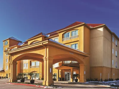La Quinta Inn & Suites by Wyndham Fort Worth Eastchase