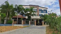 Velan Temple View Hotel di Sivagiripatti