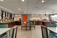 Hampton Inn Cumming Hotel di Forsyth County