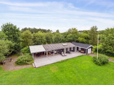 "Gunlög" - 1.3km from the Sea Hotels near Hals Egense vildtreservat
