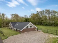 "Anu" - 300m to the Fjord Hotels in Hemmet