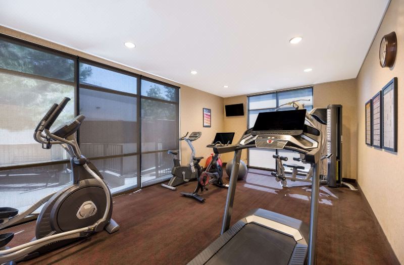 Comfort Inn & Suites Las Vegas - Nellis photo 3