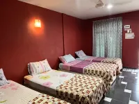 Ayem Homestay Uthm Hotels in Parit Raja