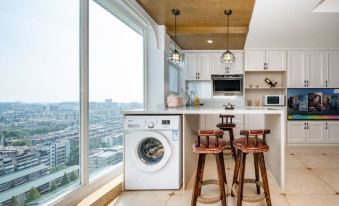 Lvxingjia Apartment (Yulin North Street No.3)