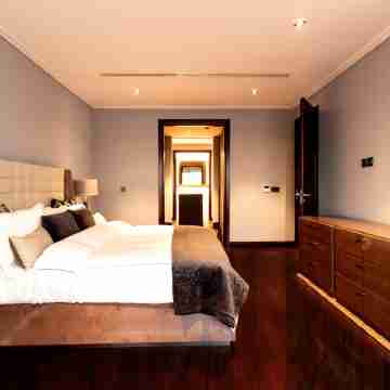 Seattle Residences - 3Bedroom Apartment Rooms