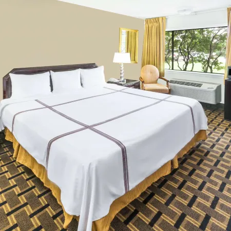 Travelodge by Wyndham Shreveport La