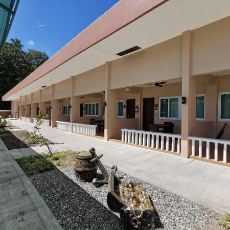 Port Royale Waterpark Resort Dumaguete