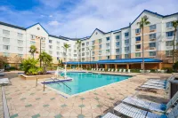 Fairfield Inn & Suites by Marriott Orlando Lake Buena Vista in The Marriott Village - Infinity Pools