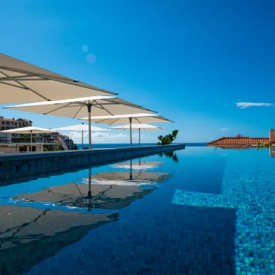 Pestana Fisherman Village Hotels near Pico dos Barcelos Viewpoint