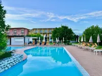 Hotel Bella Lazise - piscina