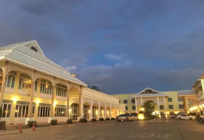 Amonruk Hotel 1